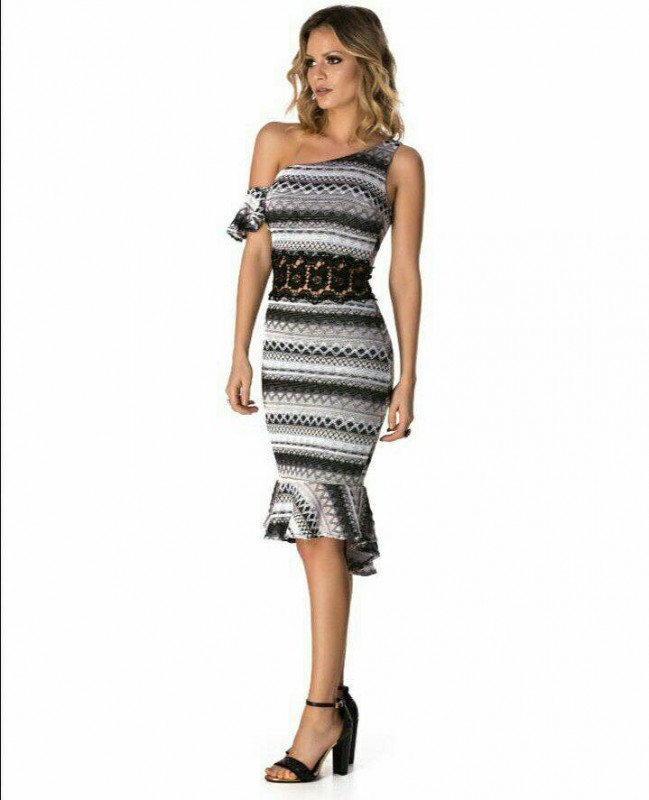 Vestido Midi Ombro só