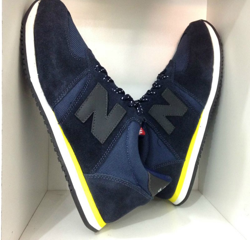 New Balance 420  Classic