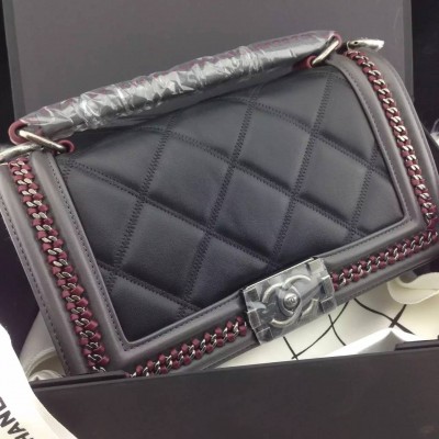 Chanel Leboy Rock !! Clique e veja todas as cores desse modelo!!