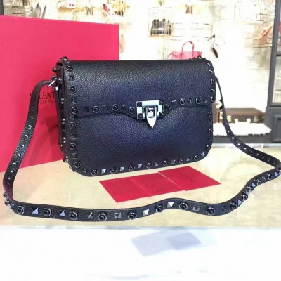 Valentino Total Black Rockstud