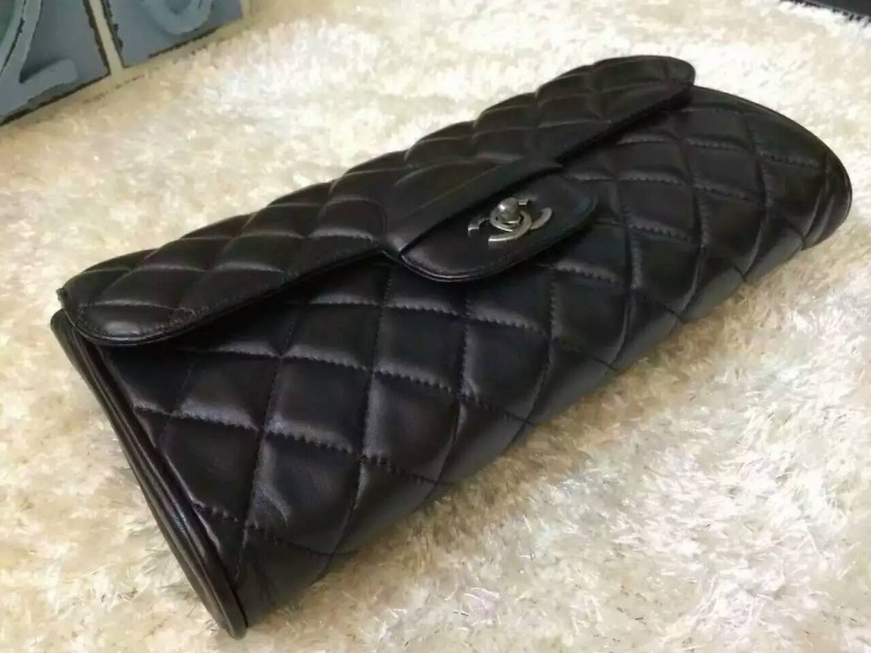Chanel Clutch 28cm