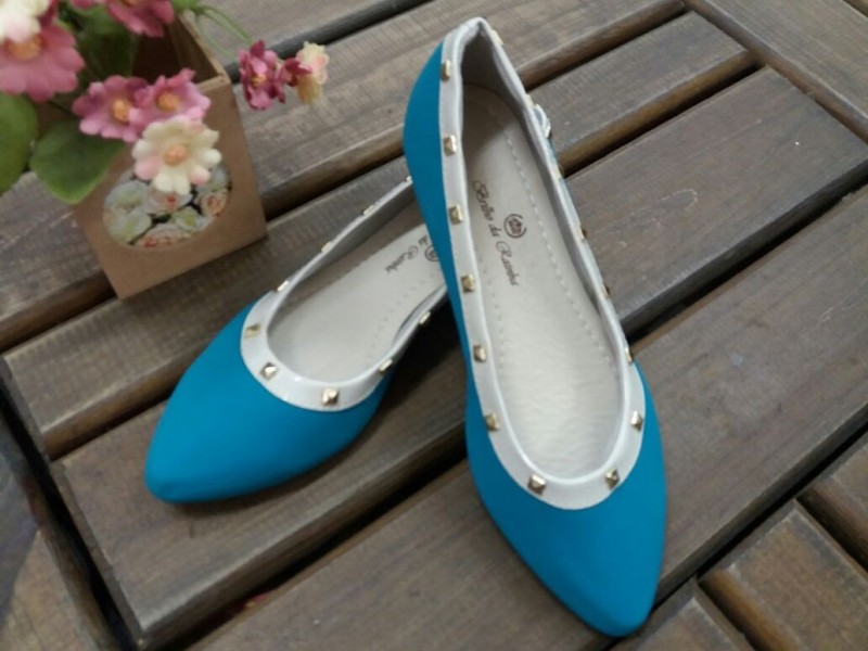 Sapatilha Bico Fino Azul Spikes
