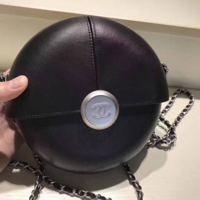 Chanel Circle Preta