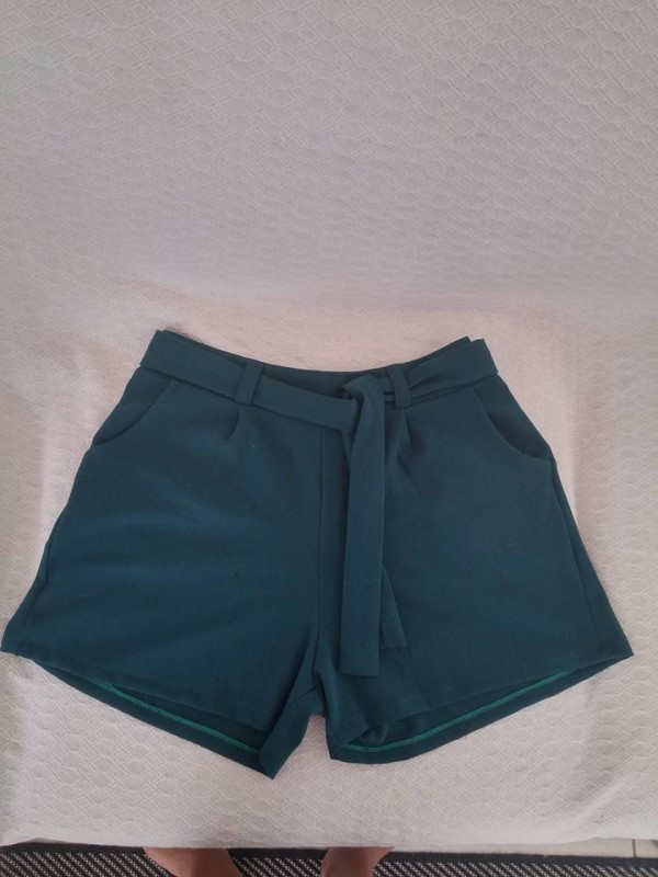 Short verde escuro, Tam M
