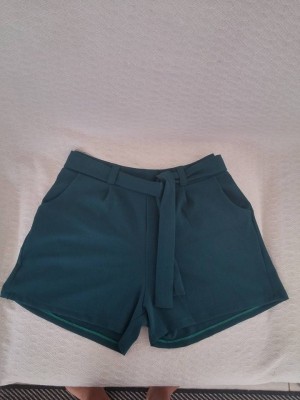 Short verde escuro, Tam M