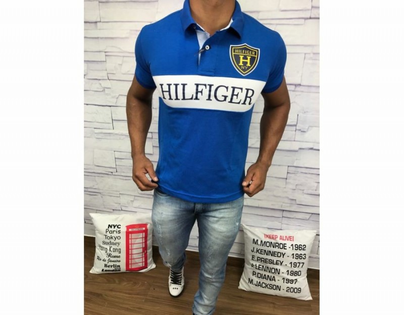 POLO TOMMY HILFIGER - AZUL BIC COM BRASÃO AMARELO