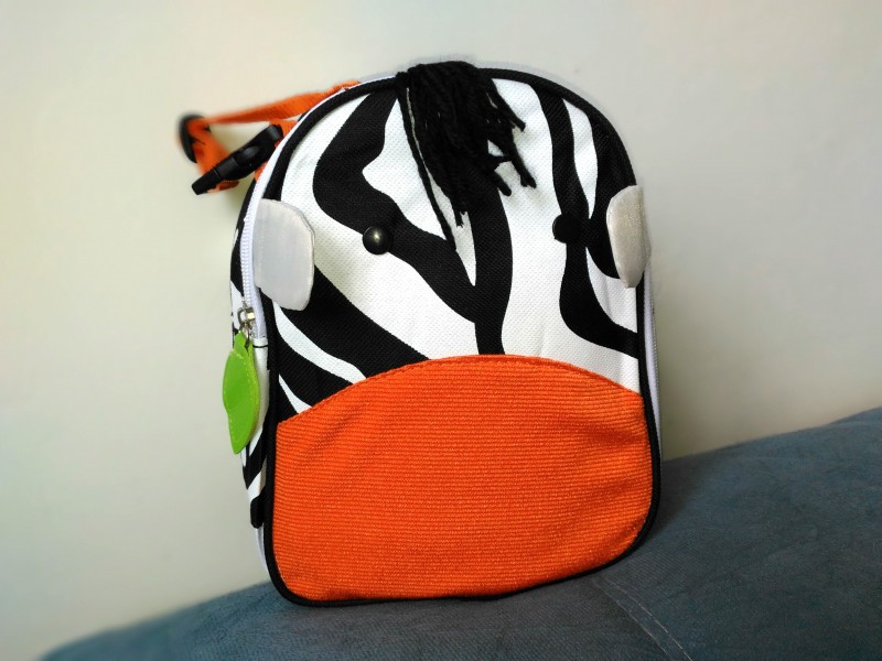 LANCHEIRA COM REVESTIMENTO TÉRMICO BICHOS: ZEBRA