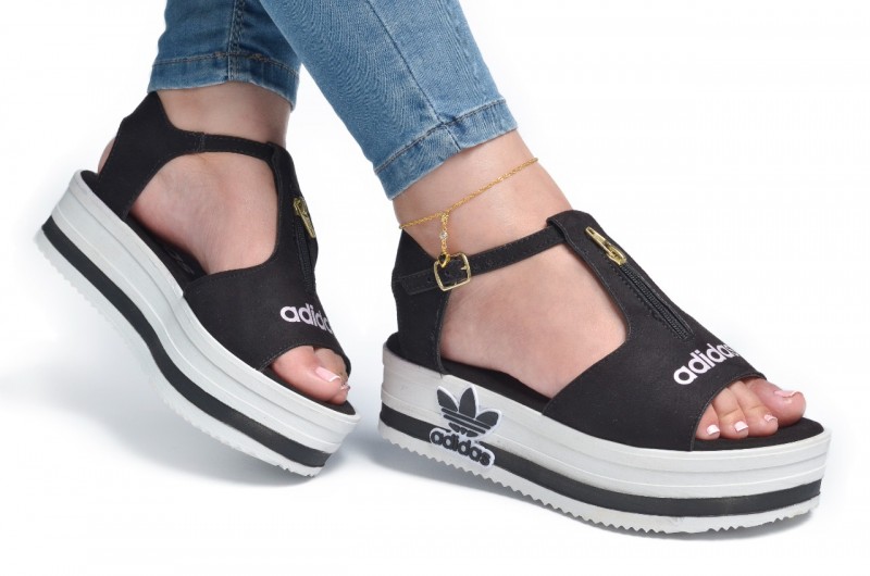 Sandália adidas preta
