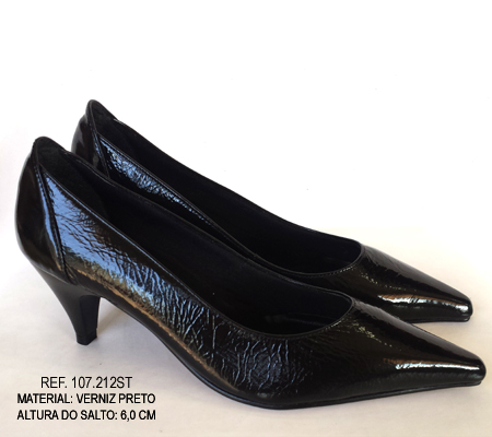 Scarpin em couro