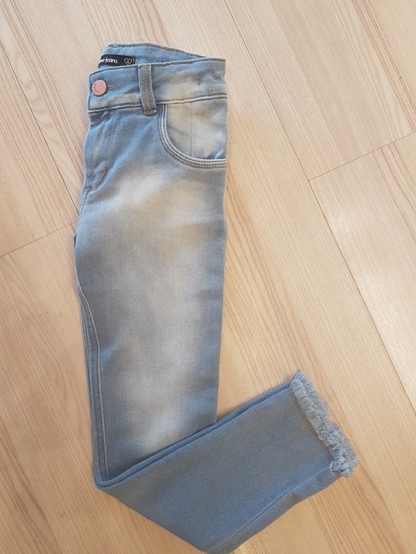Calça Skinny com Filigrama