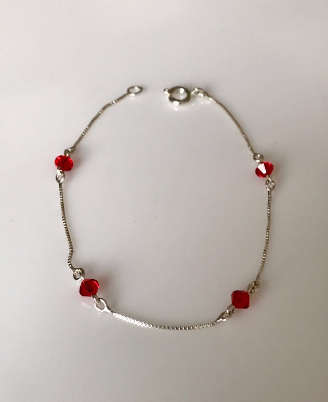 Pulseira prata com cristais coloridos