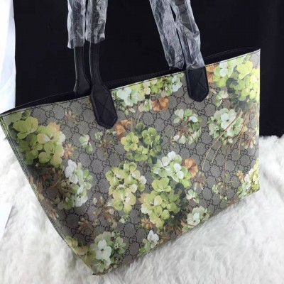 GC Tote Flower