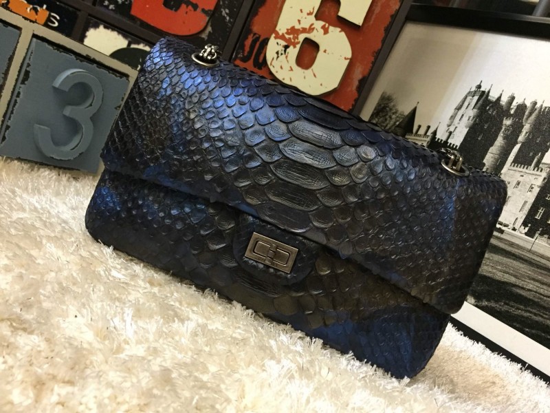 Chanel Reissue Python BlackMarine !! Escândalooo!!!