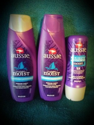 Kit Aussie Shampoo + Condicionador + 3 Minute Miracle