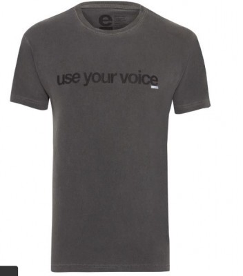 Camiseta Osklen Cinza Frase