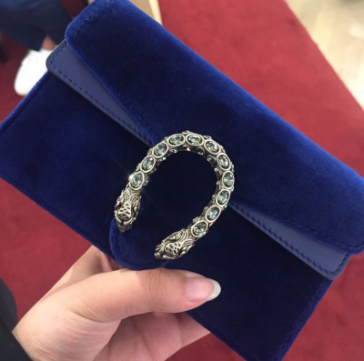 GC Clut Veludo Azul Mini Diamond!! Acompanha Alça