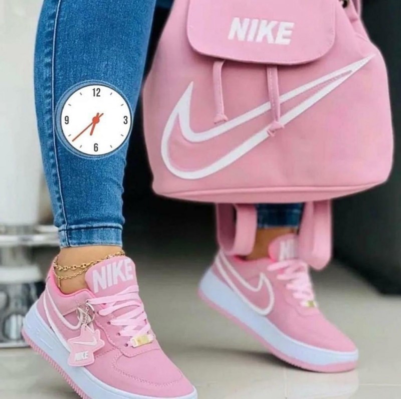 Kit Nike rosa