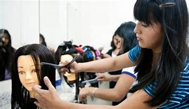 Curso Cabeleireiras em Casa- Só para Mulheres