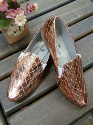 Sapatilha Slipper dourada