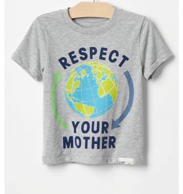 Camiseta Gap menino tamanho 4 anos