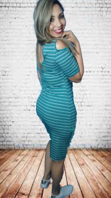 vestido canelado verde listrado