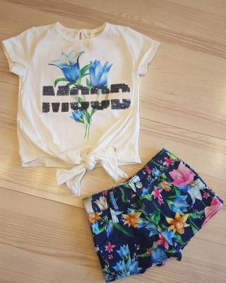 CONJUNTO BLUSA E SHORT