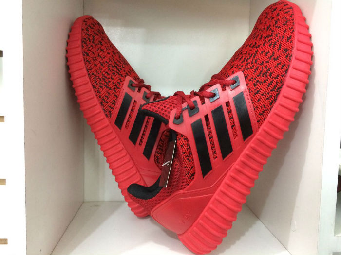 Tênis Adidas Yeezy Ultra Boost