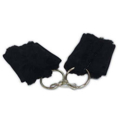 ALGEMA DE PELÚCIA PRETO