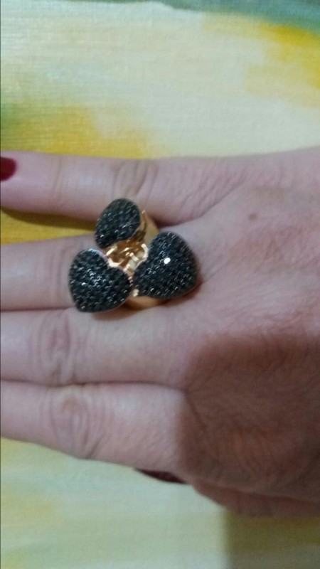 Anel Pingente Três Corações Zirconias Negras Aro 20
