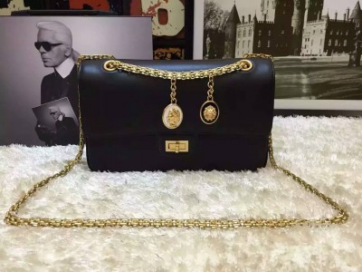 Chanel 255 Vintage Medalha 25cm 28cm e 32cm