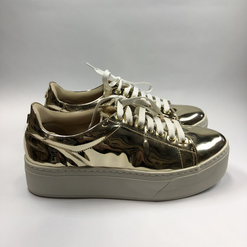 TENIS SANTA LOLLA