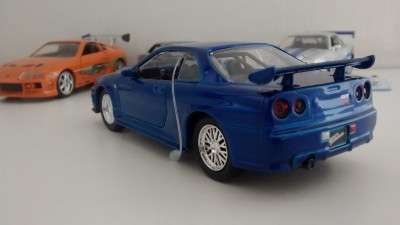 Nissan Skyline - Velozes e Furiosos 4 - Azul