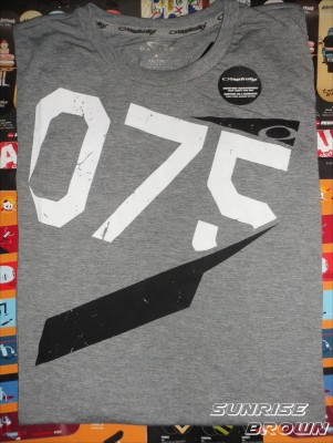 Camiseta Oakley - O75