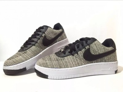 Tênis Nike Air Force Flyknit