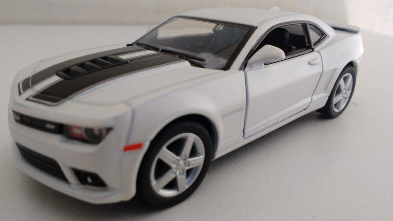 Camaro Branco