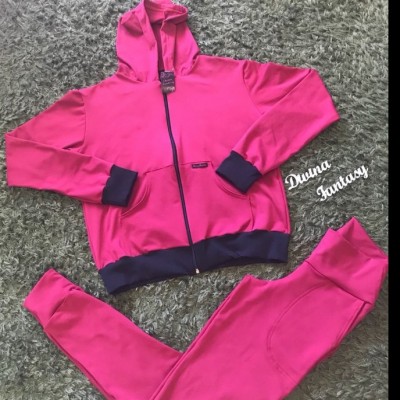 Conjunto de Agasalho com Toca