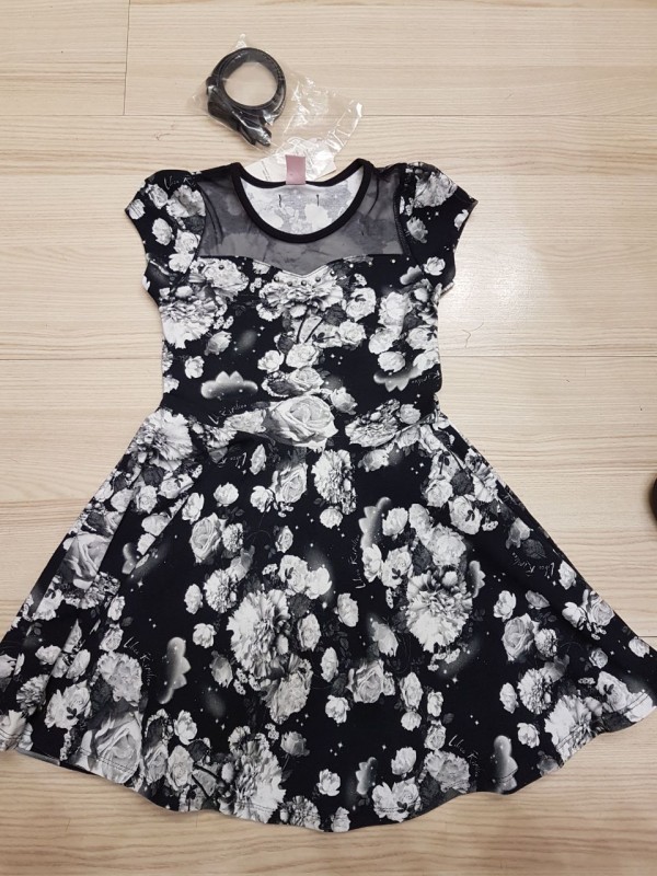 Vestido com Cinto Lilica