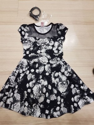 Vestido com Cinto Lilica