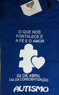 camiseta azul especial Conscientização do Autismo