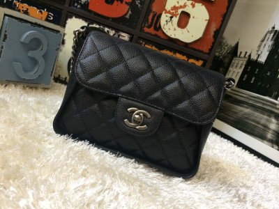 Chanel Caviar 17cm Dif