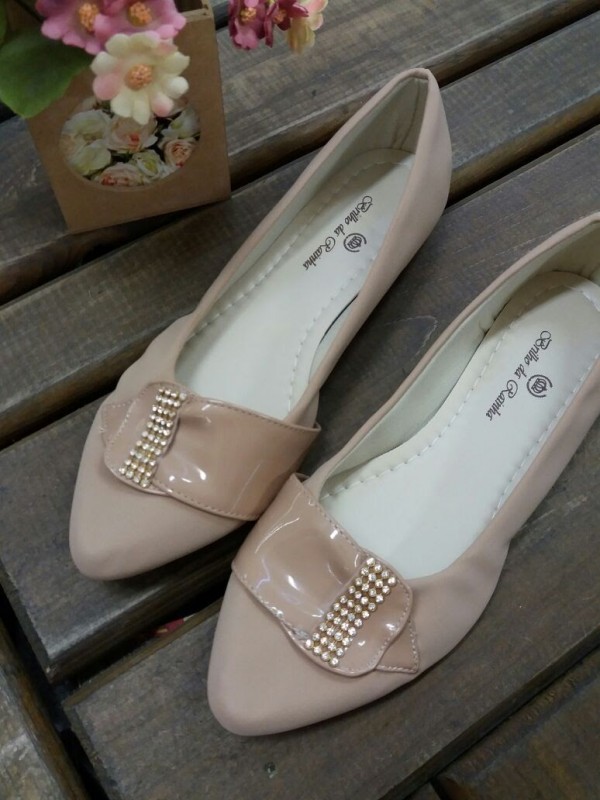 Sapatilha Nude com Strass