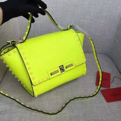 Valentino Cores Vivas