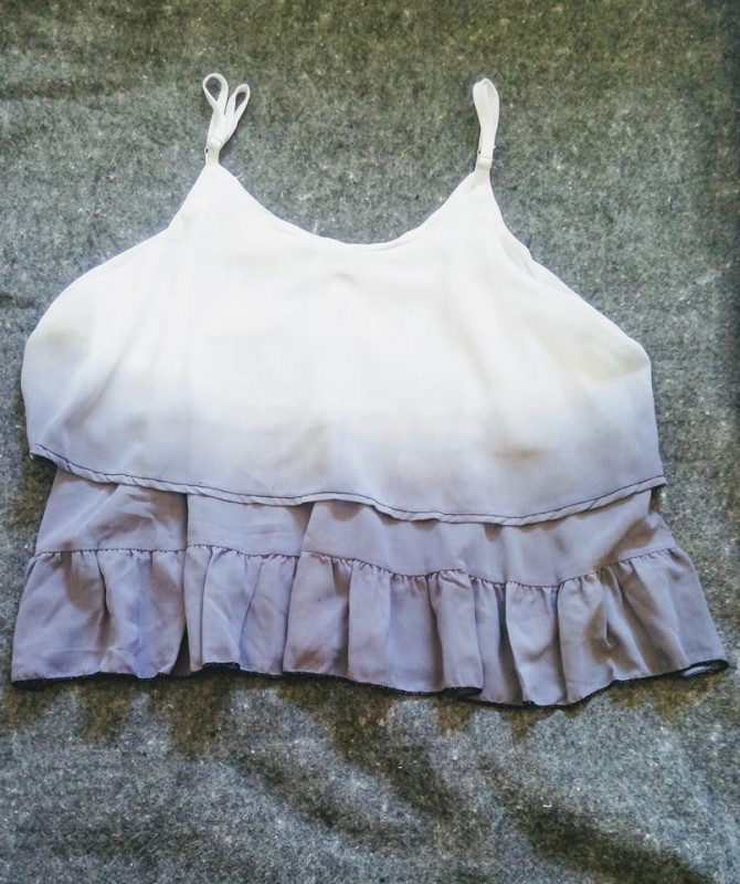 Blusa cinza dégradée com babado, Tam P/M