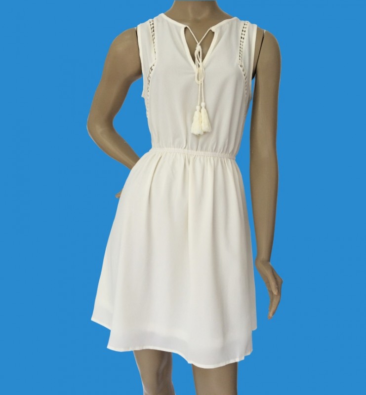 Vestido Curto com Amarração