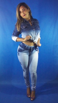calça jeans lavagem clara