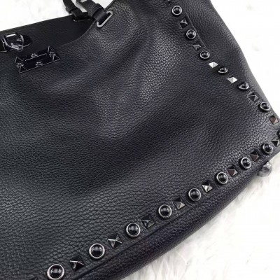 Valentino Total Black Shopper