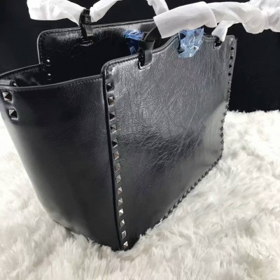 Valentino Shop Total Black
