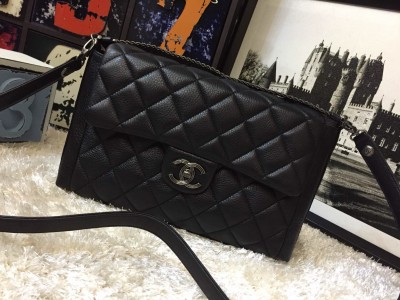 Chanel Tote Total Black 30cm