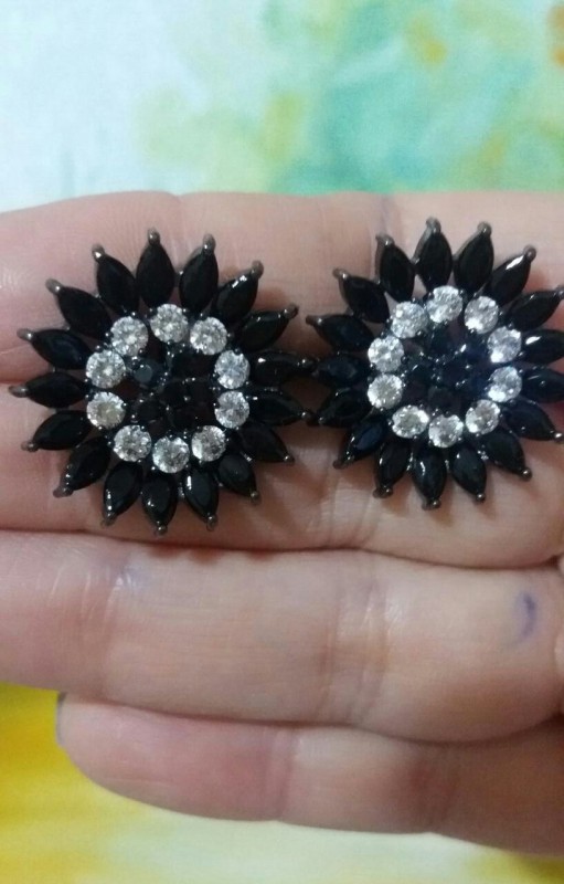 Brincos de Zircônias Negras