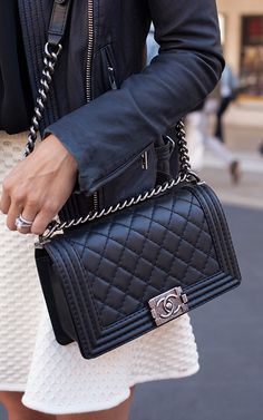 Chanel Leboy Costura Dupla 20cm